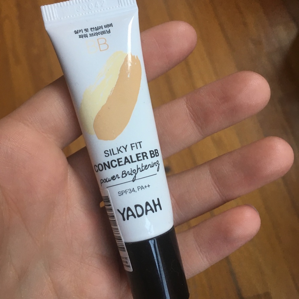 Yadah Silky Fit Concealer BB Power Brightening